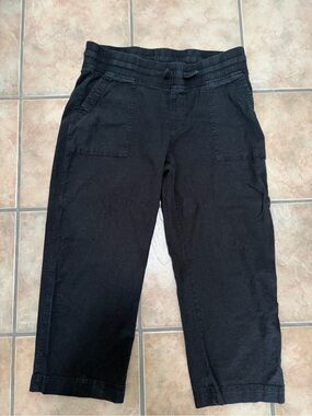 Denver Hayes Black Cropped Pull-On Pants